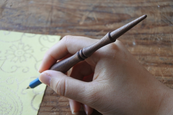 【再販】魔法の杖の鉛筆ホルダー 鉛筆キャップ　文房具 2枚目の画像