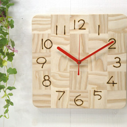 【そら豆子様専用ページ】ホワイトアッシュ材・チェック柄の壁掛け時計200 /くもの時計L 1枚目の画像