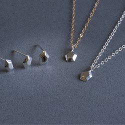lítið fimmtungur necklace：変形五角形　ネックレス　シルバー　ゴールドフィールド 8枚目の画像