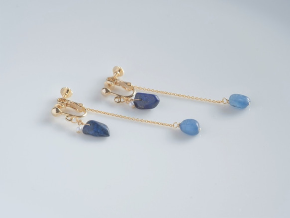 Lapis lazuli×Kyanite× earring：ラピスラズリ×カイヤナイト　イヤリング ピアス 天然石ブルー 6枚目の画像