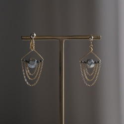 pyrite earrings：パイライト　ピアス　イヤリング　チェーン 1枚目の画像