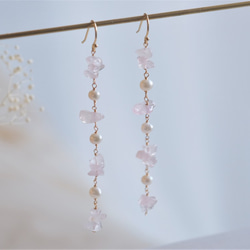 rose quartz earring：ローズクォーツ×パール　天然石ロングイヤリング・ピアス 1枚目の画像