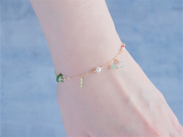 cream soda bracelet：天然石ブレスレット　クロムダイオプサイド×サンゴ×ペリドット×淡水パール 7枚目の画像