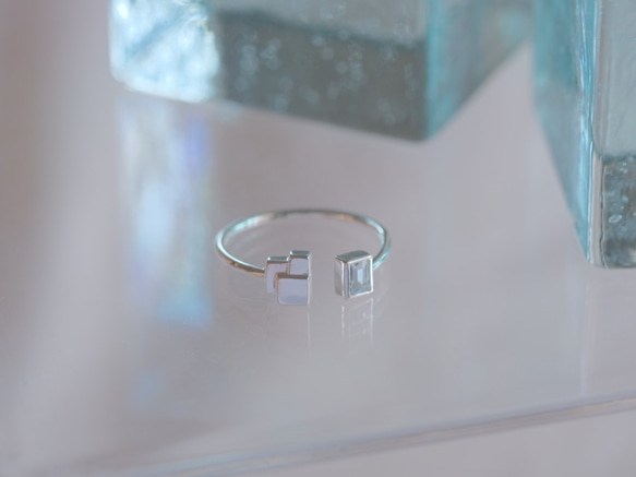 blue topaz geometric ring シルバー925　スカイブルートパーズ　スクエアモチーフ 9枚目の画像