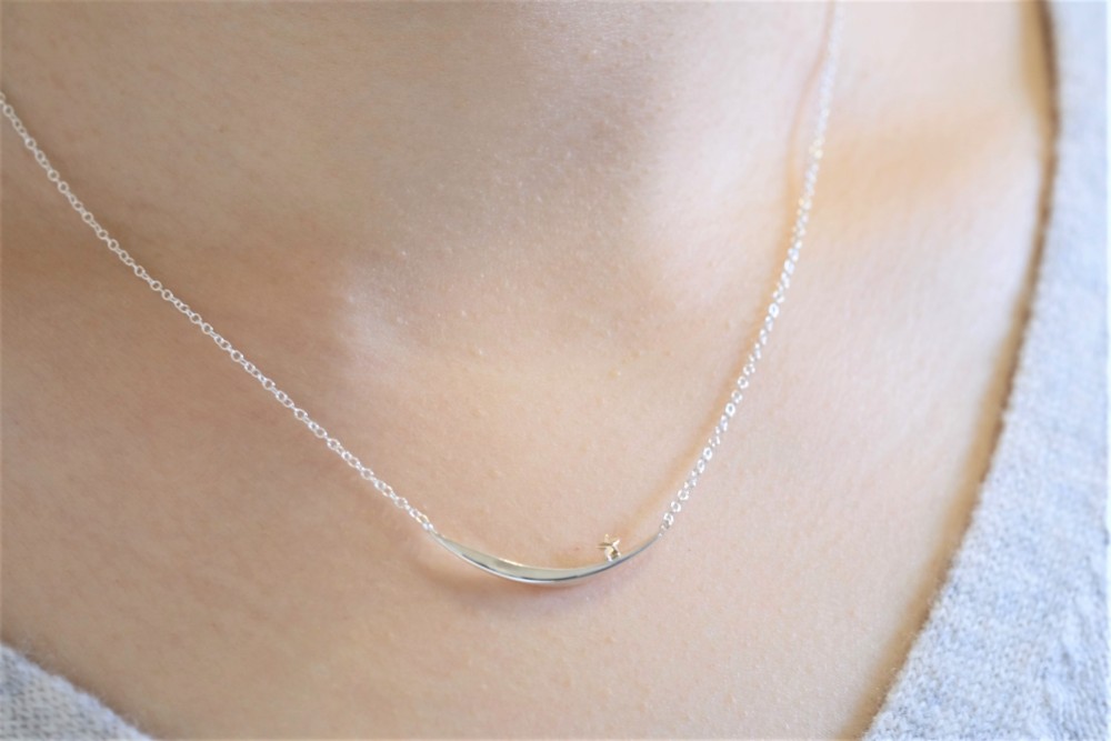 tungl og stjö necklace：K10YG×silver925　星カーブバーネックレス　シルバー×ゴールド
