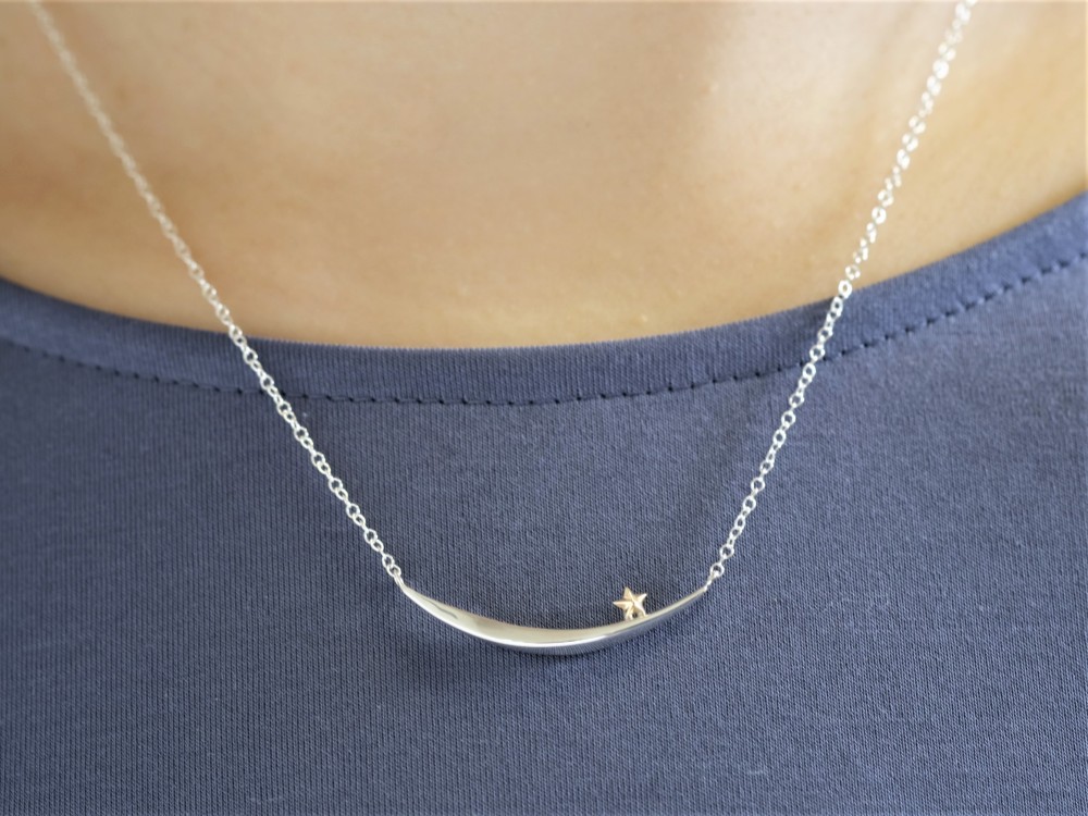 tungl og stjö necklace：K10YG×silver925　星カーブバーネックレス　シルバー×ゴールド