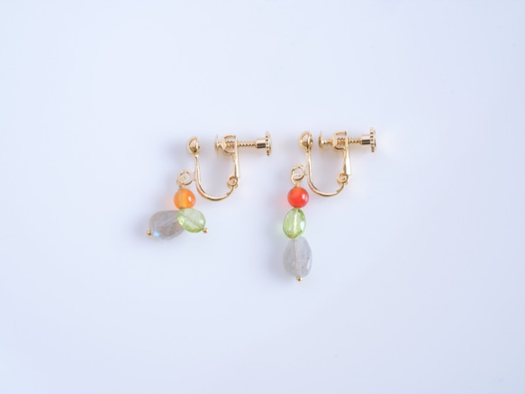 Ávaxtaríkt Earring：ペリドット×ラブラドライト×カーネリアン　イヤリング・ピアス 5枚目の画像