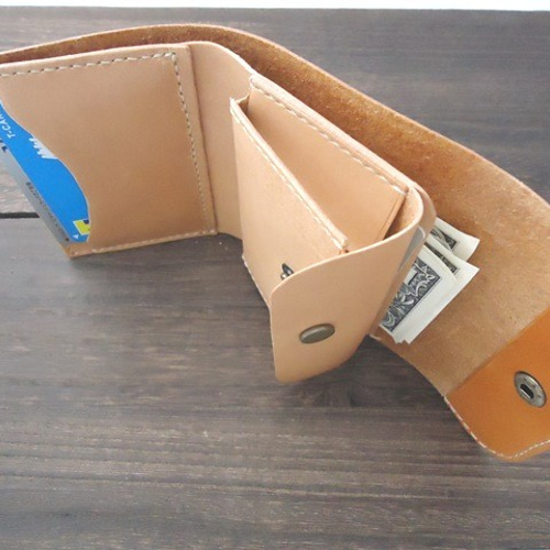 3つ折りのミニウォレット 栃木レザー（茶） その他ミニ財布