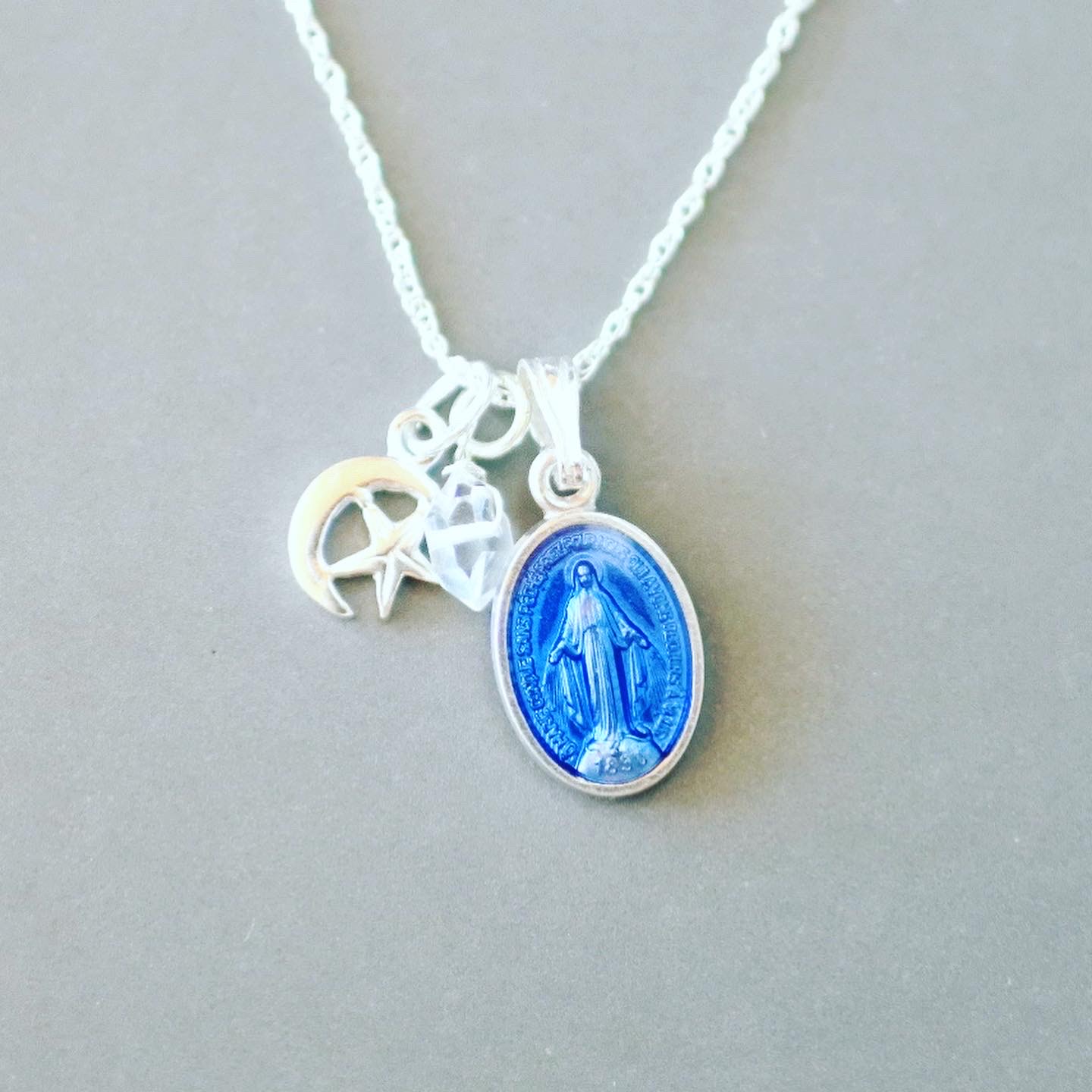 【France・奇跡のメダイ教会正規品】  ハーキマーダイヤモンド・星月チャーム　SV925ネックレス