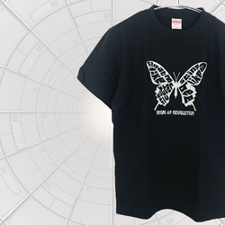 butterfly bee 半袖Tシャツ  黒/シルバー 1枚目の画像