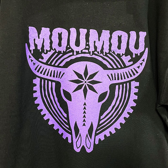 「MOUMOU」バッファロー スカル 牛 丑 半袖Ｔシャツ 黒／紫 3枚目の画像