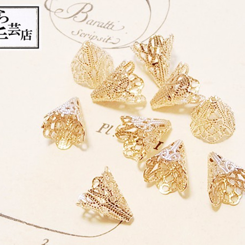 ○10個タッセルキャップ（レース） 金具・チェーン もぐら手芸店