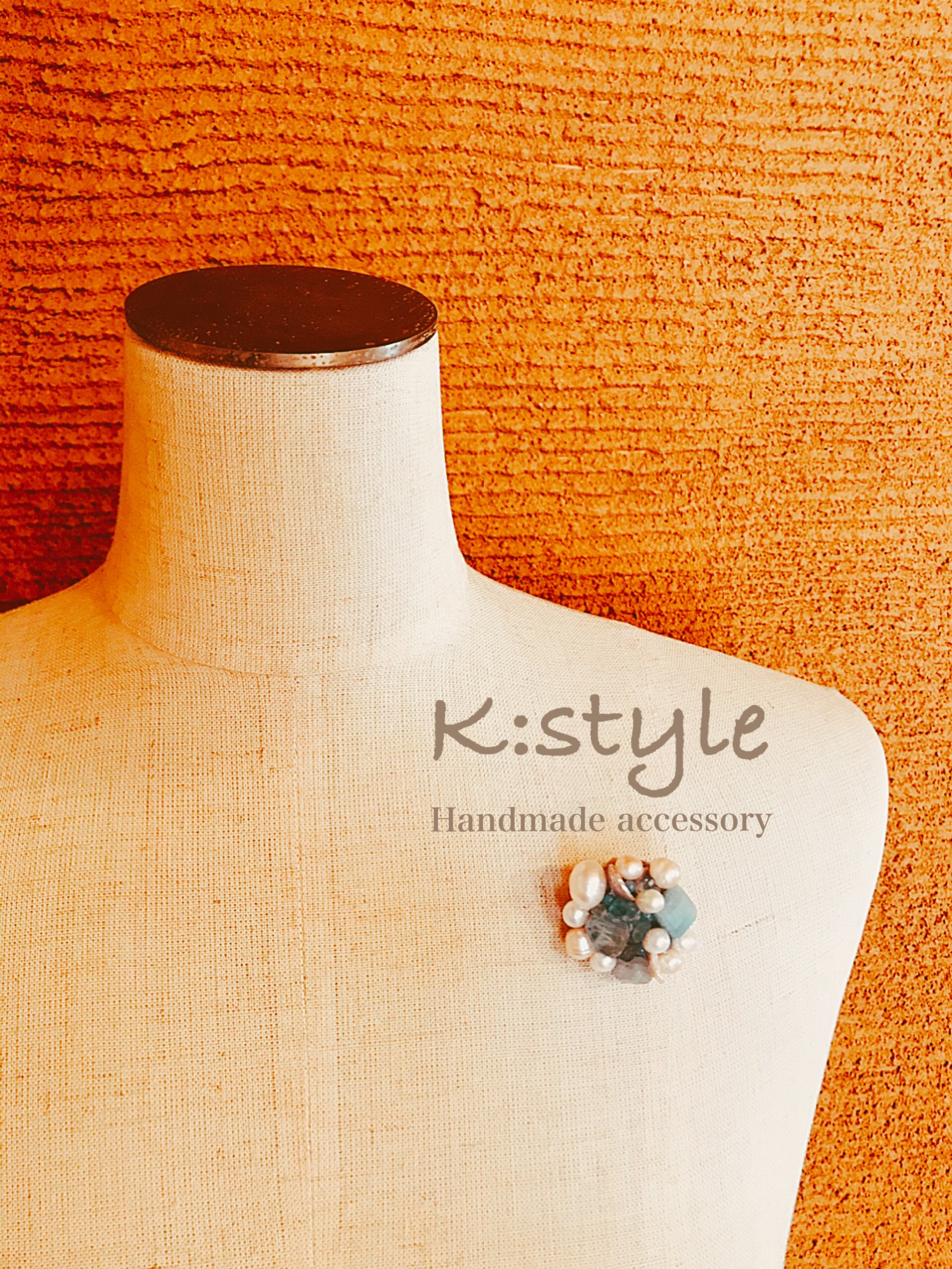 パールと天然石のブローチS