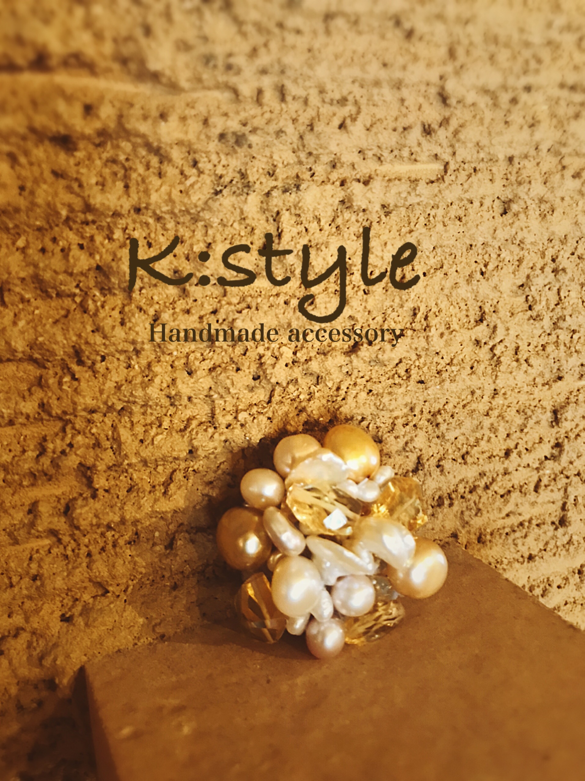 パールと天然石のブローチSブローチ