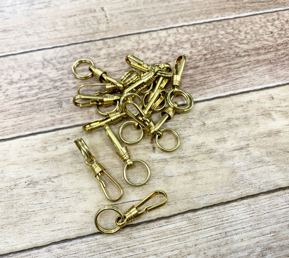 真鍮 袴ナスカン 3個セット リング付き ハンドメイド レザークラフト パーツ 金具 ゴールド 1枚目の画像