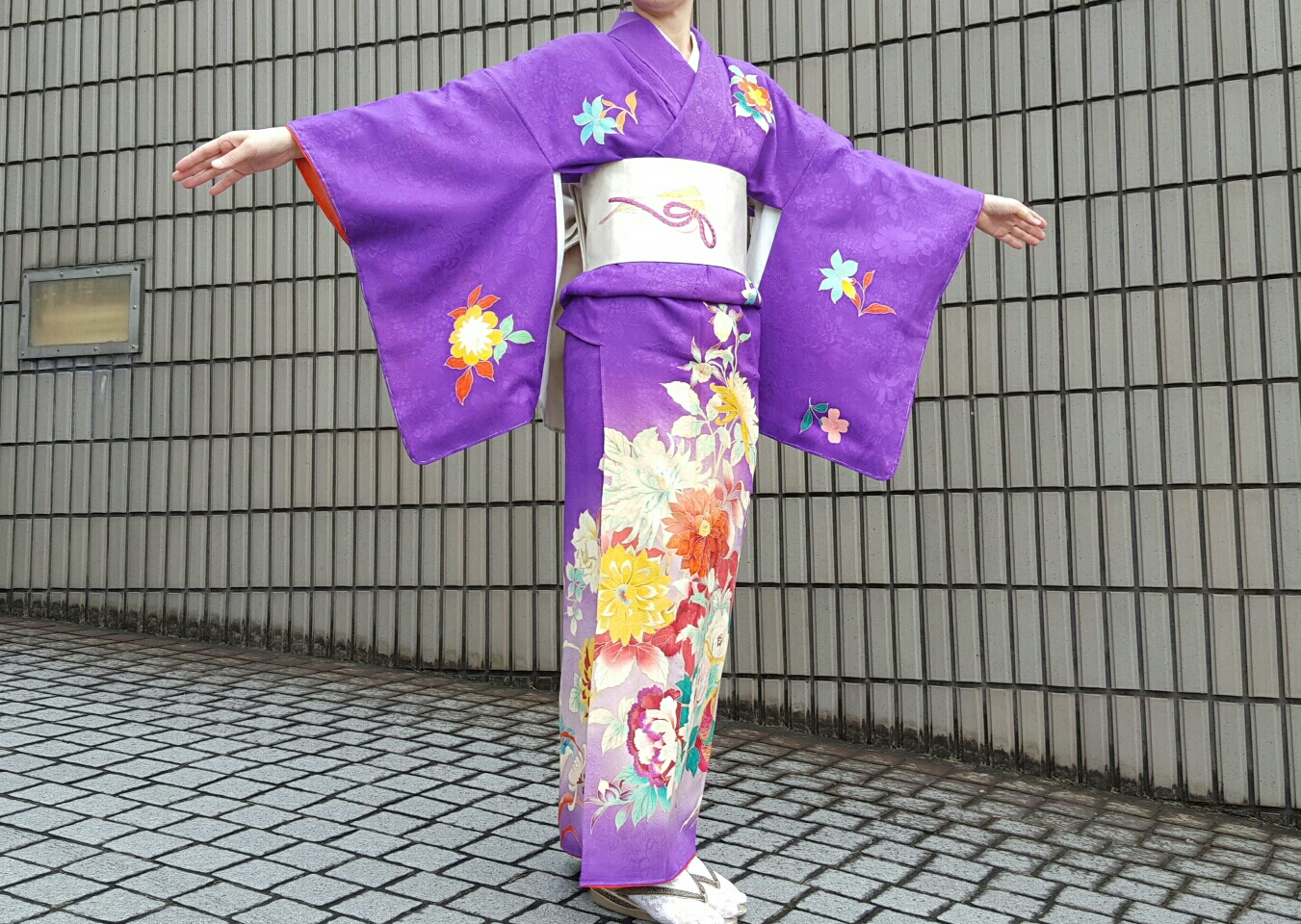 オーダーメイド着物(白襟付き)　ワンタッチ着物　加工　ワンピース着物　くらわん着物　簡単着物