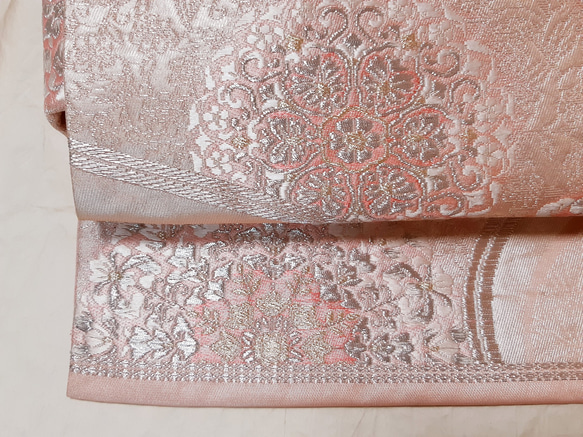 ワンタッチ帯　くらわん帯　正絹袋帯リメイク　金銀糸ピンク正倉院文　作り帯　 3枚目の画像