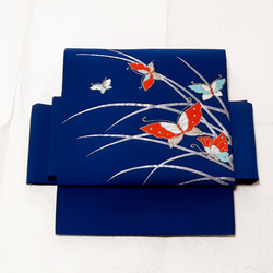 ワンタッチ帯　くらわん帯　正絹アンティーク名古屋帯リメイク　紺蝶　　作り帯　 1枚目の画像