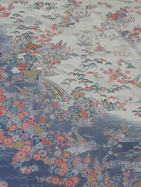 ワンタッチ着物　くらわん着物　正絹豪華な小紋リメイク　山海松菊牡丹風景文様 3枚目の画像