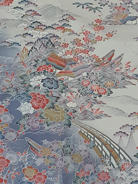 ワンタッチ着物　くらわん着物　正絹豪華な小紋リメイク　山海松菊牡丹風景文様 5枚目の画像