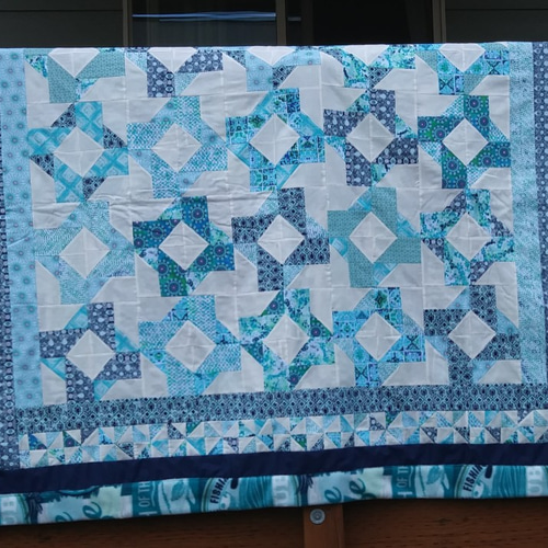 爽やかブルー、スクエアノットパターン、パッチワークブランケット