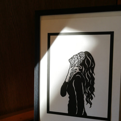 切り絵 女性の肖像 ウットリ。星を見つめる女性 ≪切り絵≫ 切り絵 Jasmine 通販