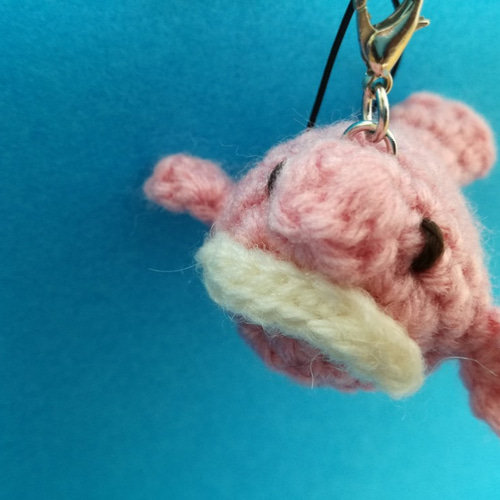 一本釣り ニュウドウカジカ(ストラップ) あみぐるみ あみものくらぶ