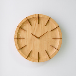 [送料無料] シンプル一枚板の掛け時計「シオジ／28cm」 1枚目の画像