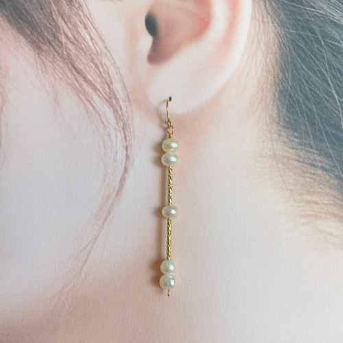 SURATTO】淡水パール×ゴールドロングピアス イヤリング変更可能 ピアス 