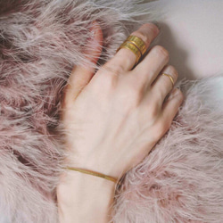 スクエア バングル[両面刻印可能][ペアにもできる]ゴールド ブレスレット 誕生日 プレゼント お揃い 名入れ 記念日 4枚目の画像