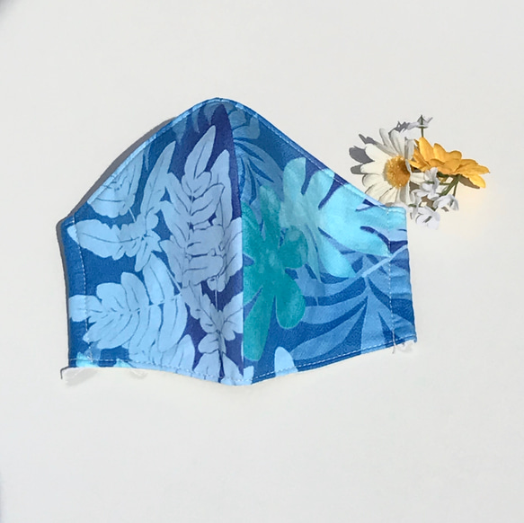立体　三層マスク　ハワイアン柄　ブルー 1枚目の画像