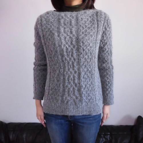 michiyoさんの「S・M・L・XL KNIT サイズの選べる手編みの本」より、B