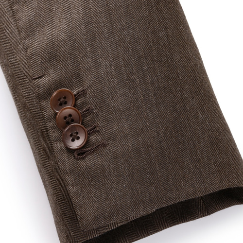 ヴィンテージ生地で仕立てたフルハンドメイドスリーピーススーツ