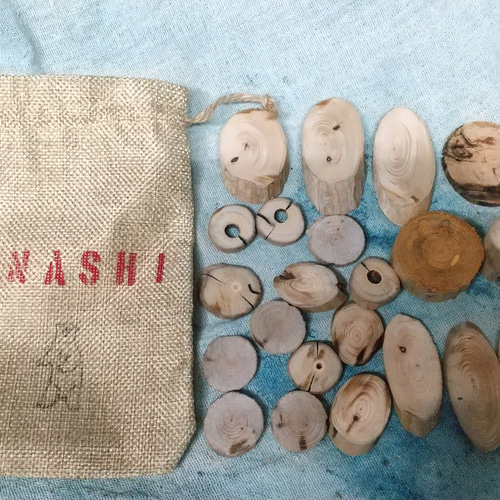 流木チップ×詰め合わせ袋 木材・板 1tas1wa 通販 10470681｜Creema