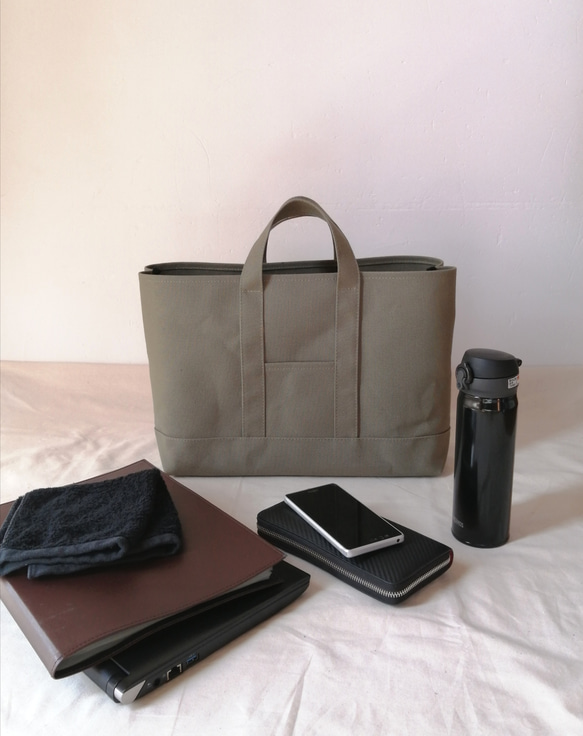 ビジネストートバッグ　仕切り付ト　ートバック　帆布　帆布トートバック 4枚目の画像