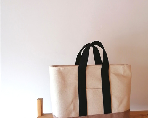 黒 倉敷産8号帆布使用横長トートM【受注製作】 | iichi 日々の