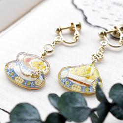 Teaset earring -lemon-｜ティーカップ＆スイーツセットイヤリング・ピアス 紅茶 5枚目の画像