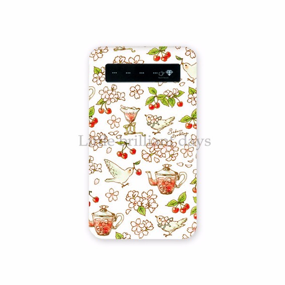 innocent grey FLOWERS モバイルバッテリー ちいかわ 5000mAh/20W モバイルバッテリー（モモンガ） | ちい