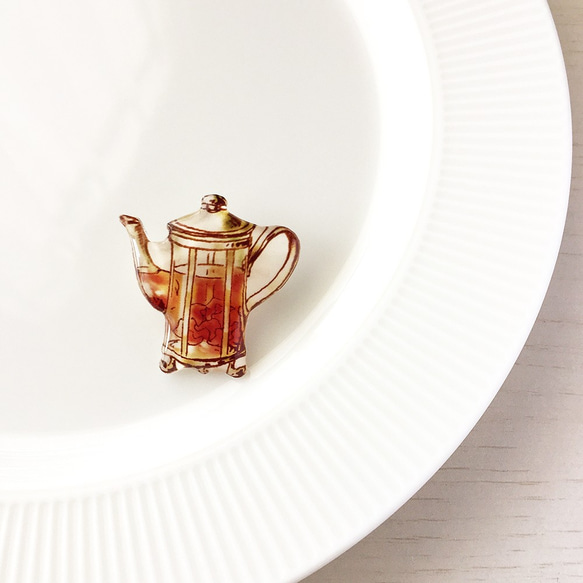 Peach tea pot brooch|紅茶のティーポットブローチ 2枚目の画像