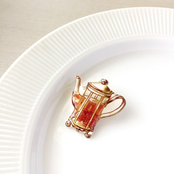 Peach tea pot brooch|紅茶のティーポットブローチ 3枚目の画像