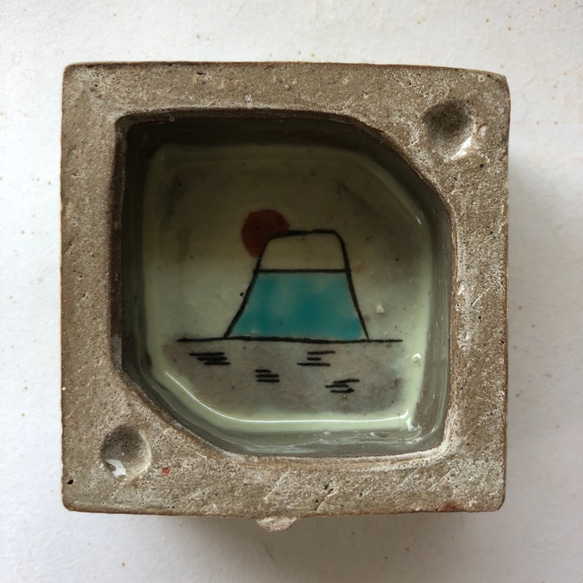 陶のハコ「寒水のガラガラ」 5枚目の画像