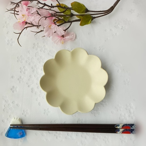 『お正月2022』   (再六販)桜柄富士のガラス箸置き・青(4個で1セット) 8枚目の画像