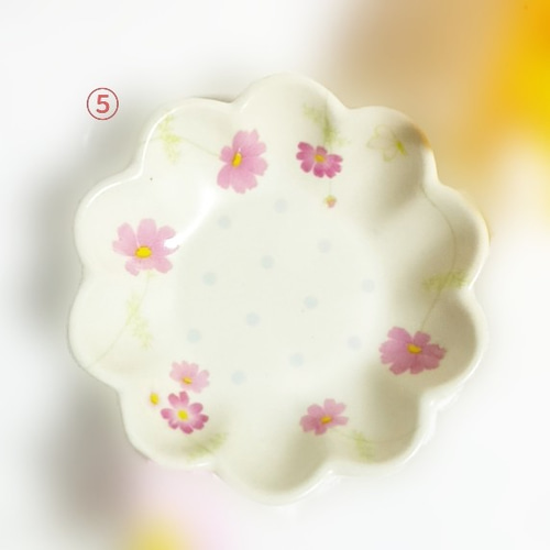 【額縁あり】秋桜(コスモス)の陶器作品 H】油彩画 池畠昇 作 1990年 秋桜 コスモス 額縁 - メルカリ