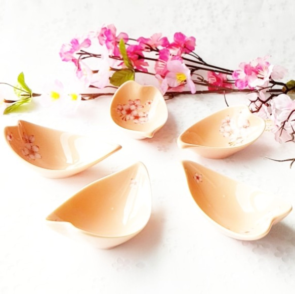 【桜ハンドメイド2021】スリジエ（桜）の花びら豆鉢（5個で1セット） 2枚目の画像