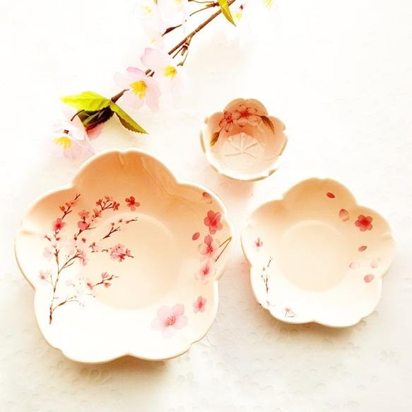 [桜ハンドメイド2021]  桜型中皿（単品） 4枚目の画像