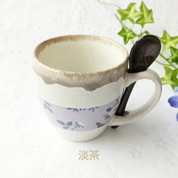 パープル・シノワズリのマグカップ(淡茶) 2枚目の画像