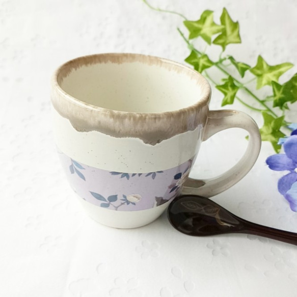パープル・シノワズリのマグカップ(淡茶) 3枚目の画像