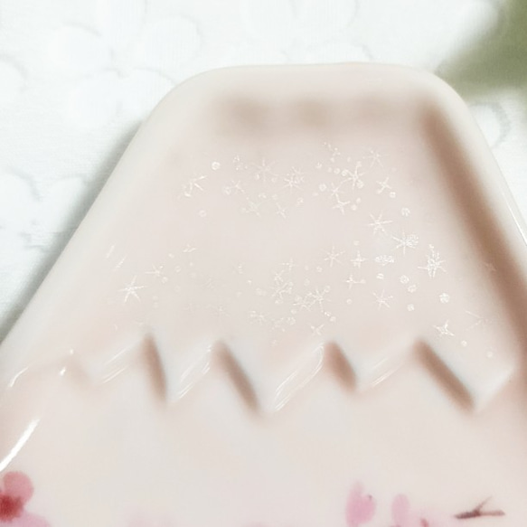 【桜ハンドメイド2022 】〈フォロワー300記念作品〉富士の桜小皿・ピンク（単品） 4枚目の画像