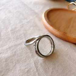 プラチナメッキ　大ぶり変形指輪　リング　ring 4枚目の画像