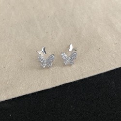 大人気　silver S925純銀製　ダブル　バタフライ　蝶々　ミニピアス　イヤリング　小さい　小ぶり　E9799 2枚目の画像